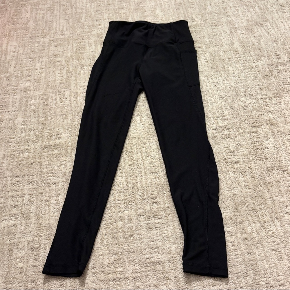 3 for $8 Gottex Rachel slip pocket black capri leggings